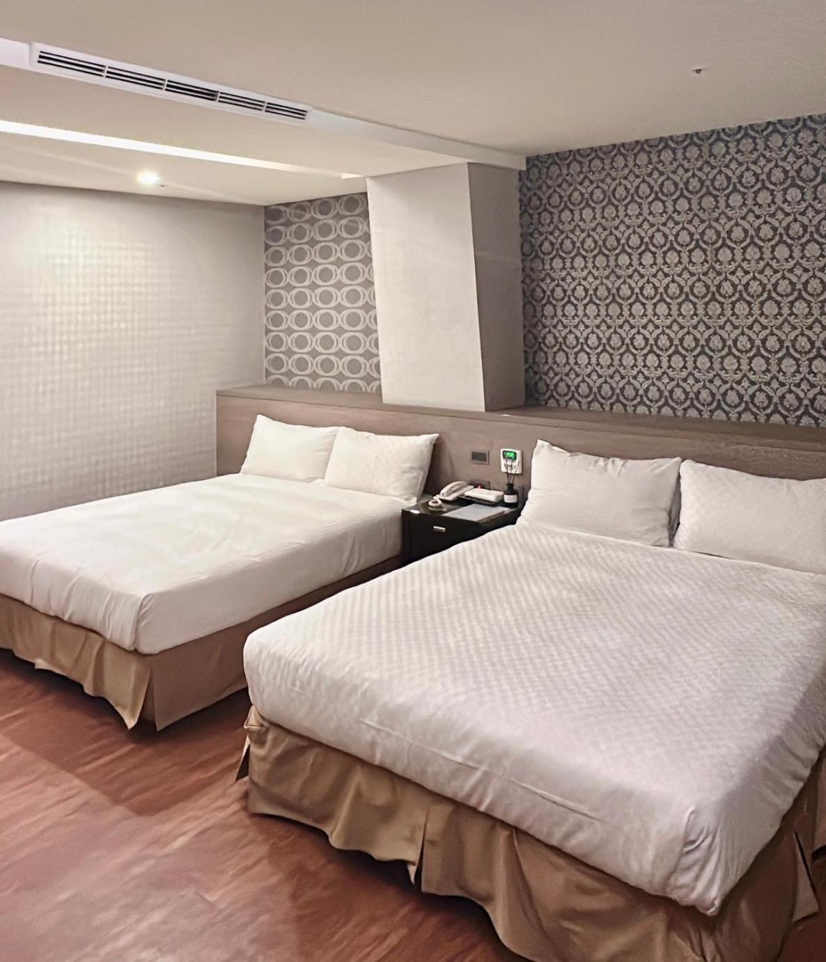 Crystal City Hotel Zhongli Eksteriør billede