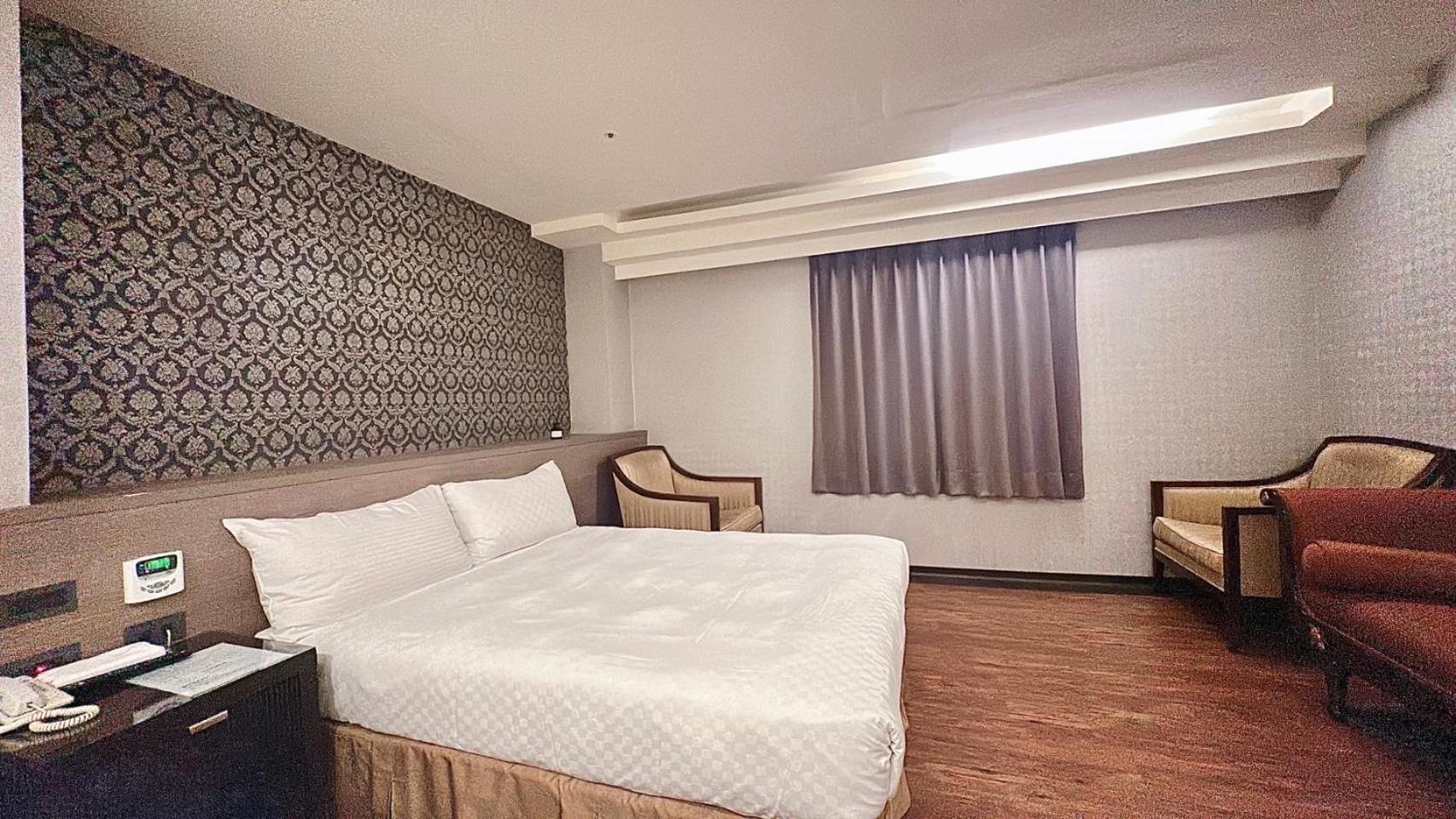 Crystal City Hotel Zhongli Eksteriør billede